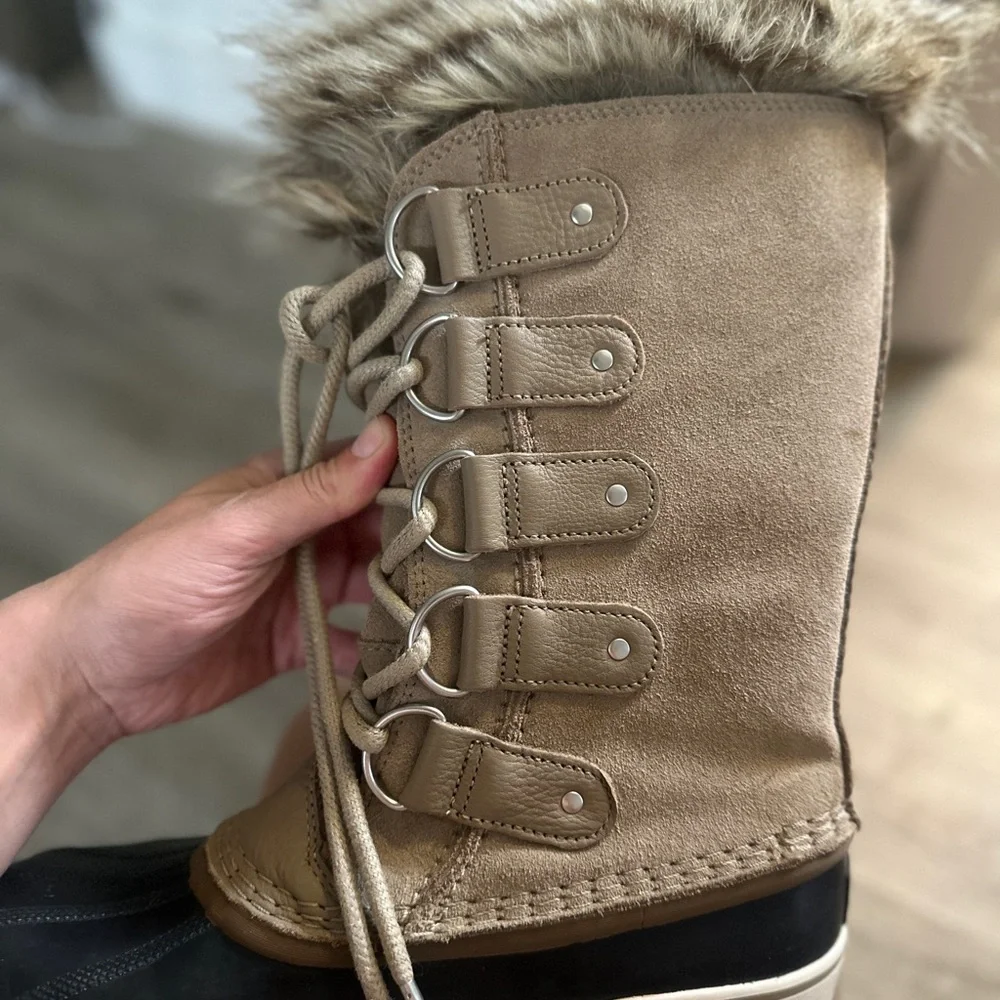 Sorel Women's Lace-Up Fur-Trim Waterproof Winter Boots - Tan & Black
